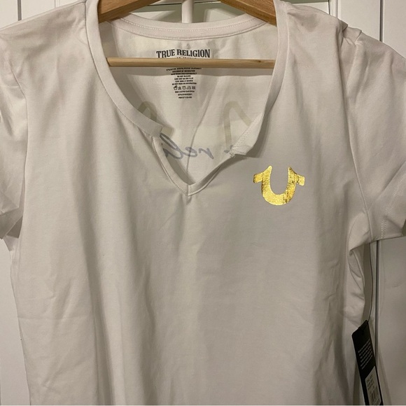 True Religion White Medium V Neck Gold Logo Baby Tee Tri Script NWT - Picture 2 of 6